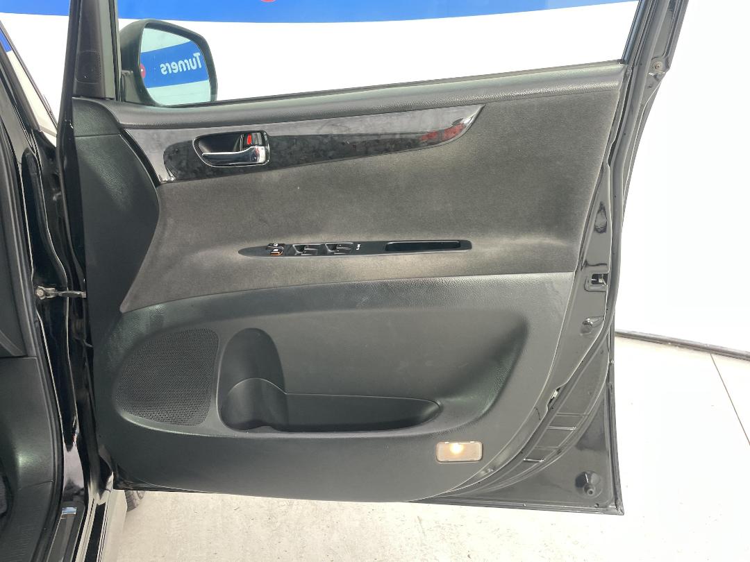 Photo '15' of Toyota Ipsum