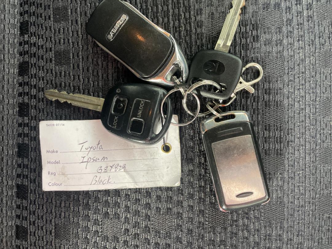 Photo '22' of Toyota Ipsum