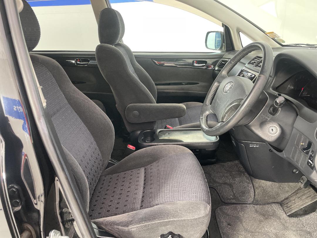 Photo '16' of Toyota Ipsum