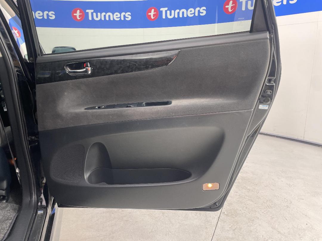 Photo '19' of Toyota Ipsum