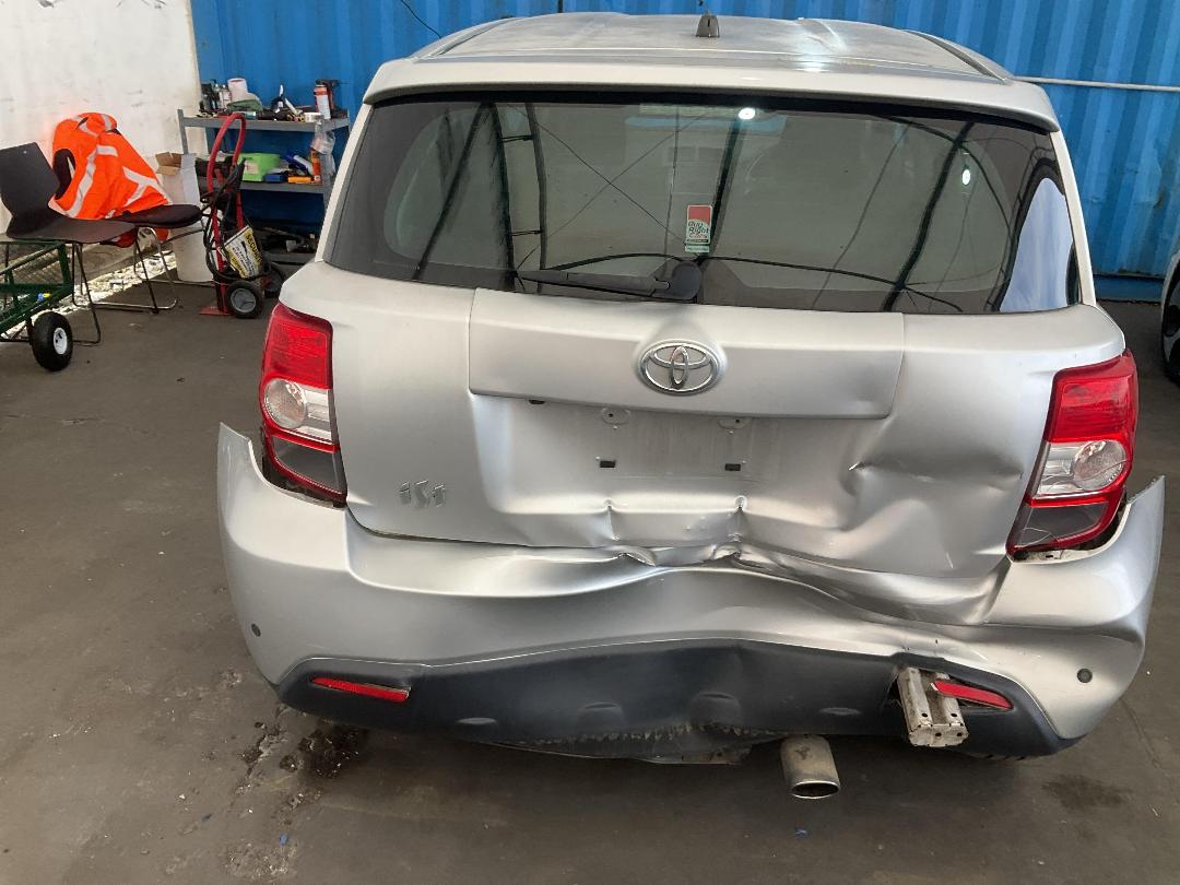 Photo '5' of Toyota IST