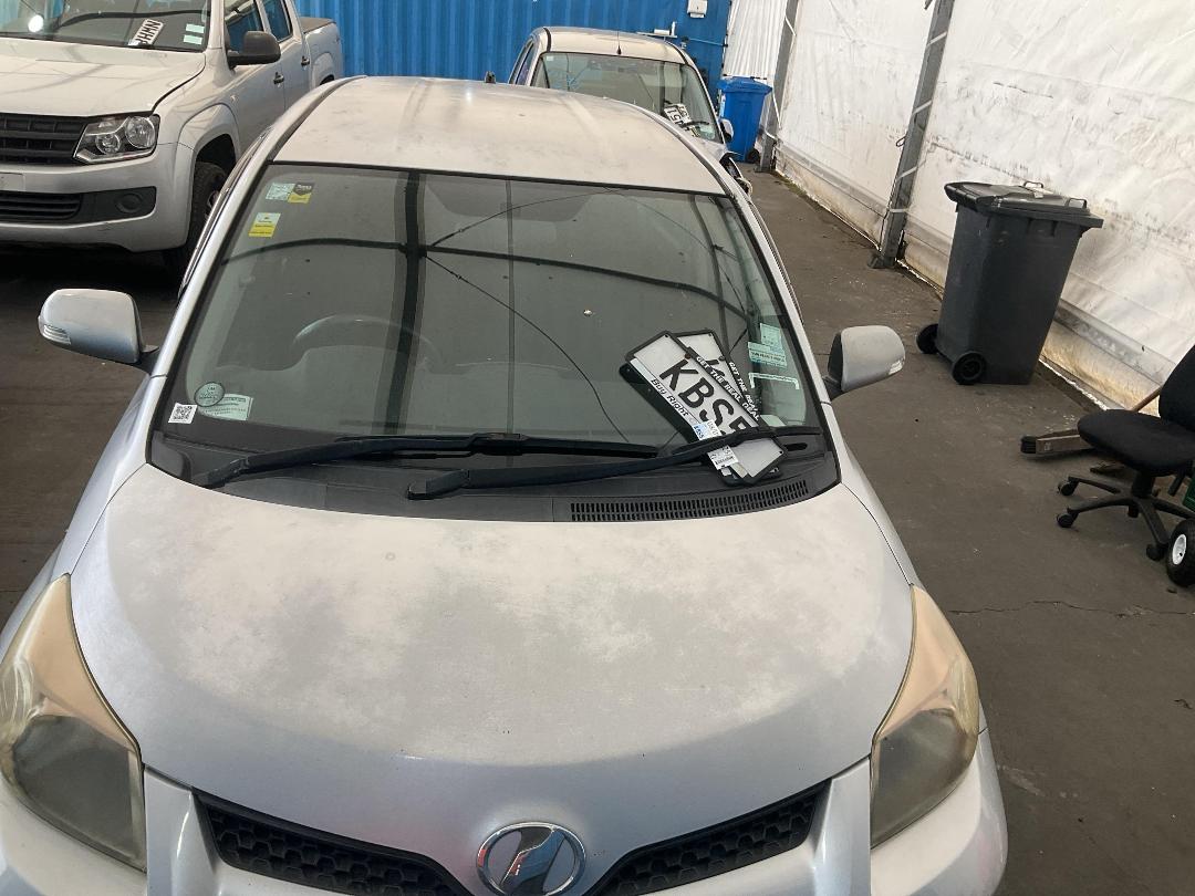 Photo '2' of Toyota IST