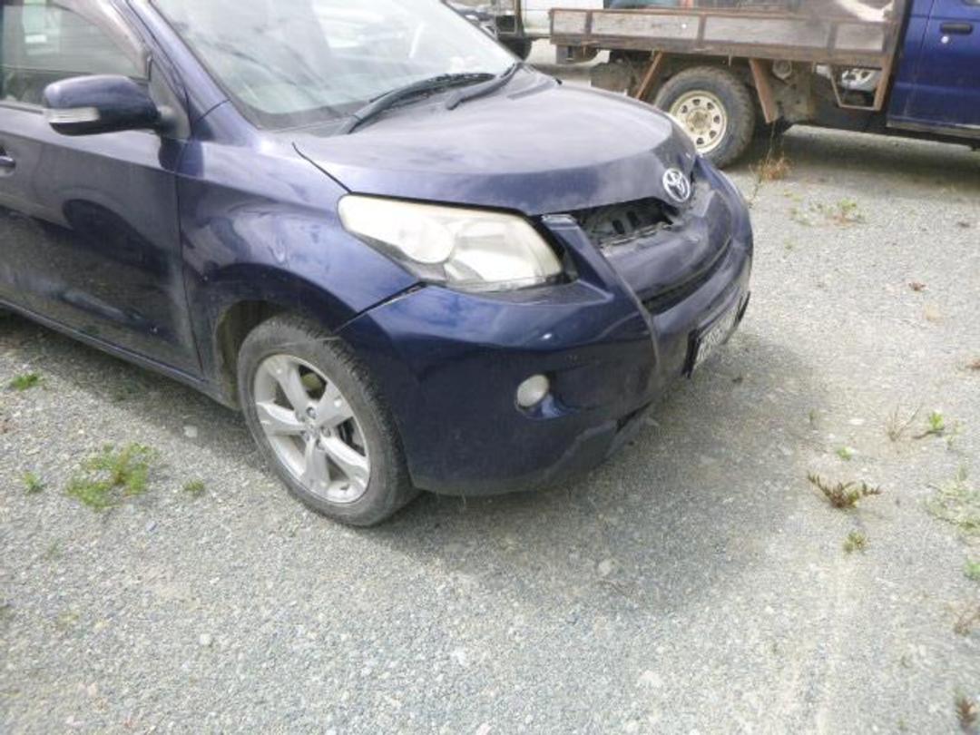 Photo '11' of Toyota IST