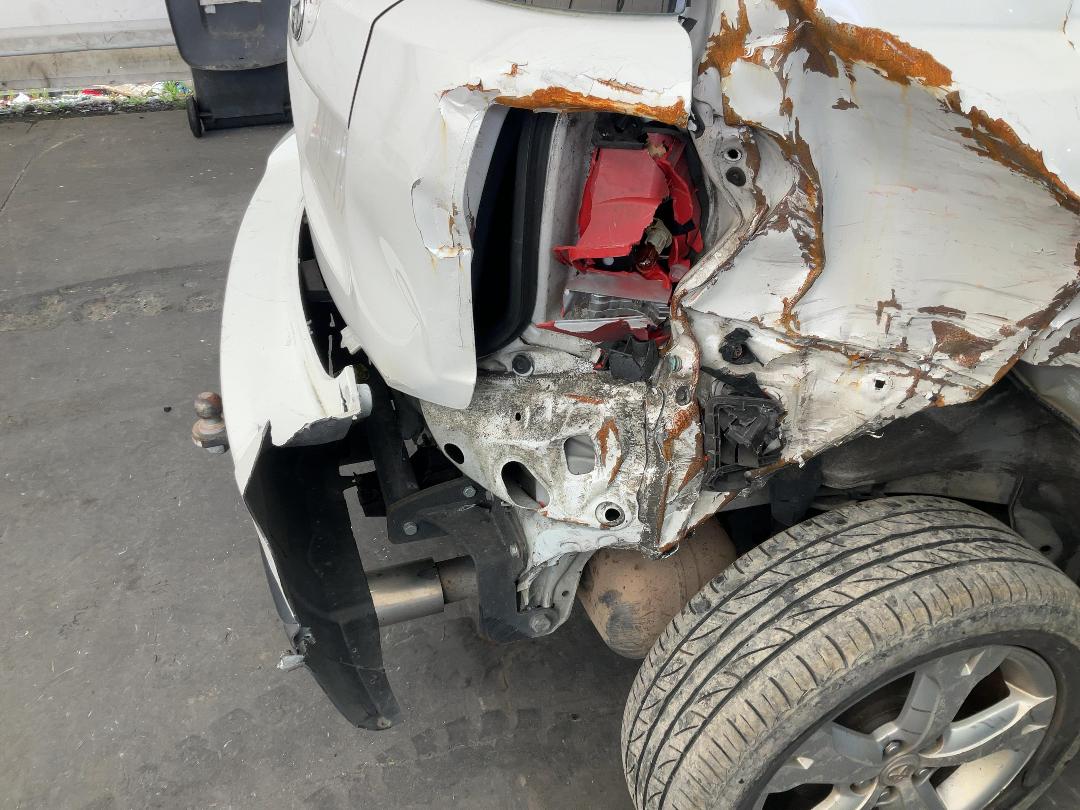 Photo '16' of Toyota IST