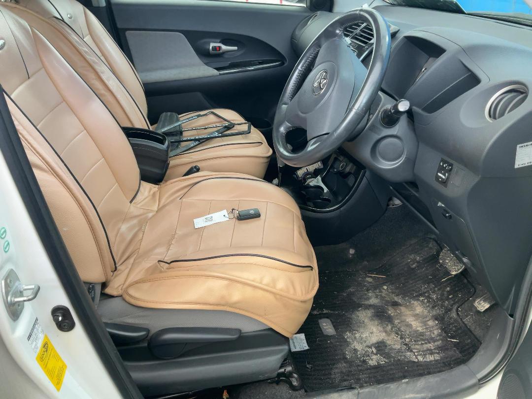 Photo '20' of Toyota IST