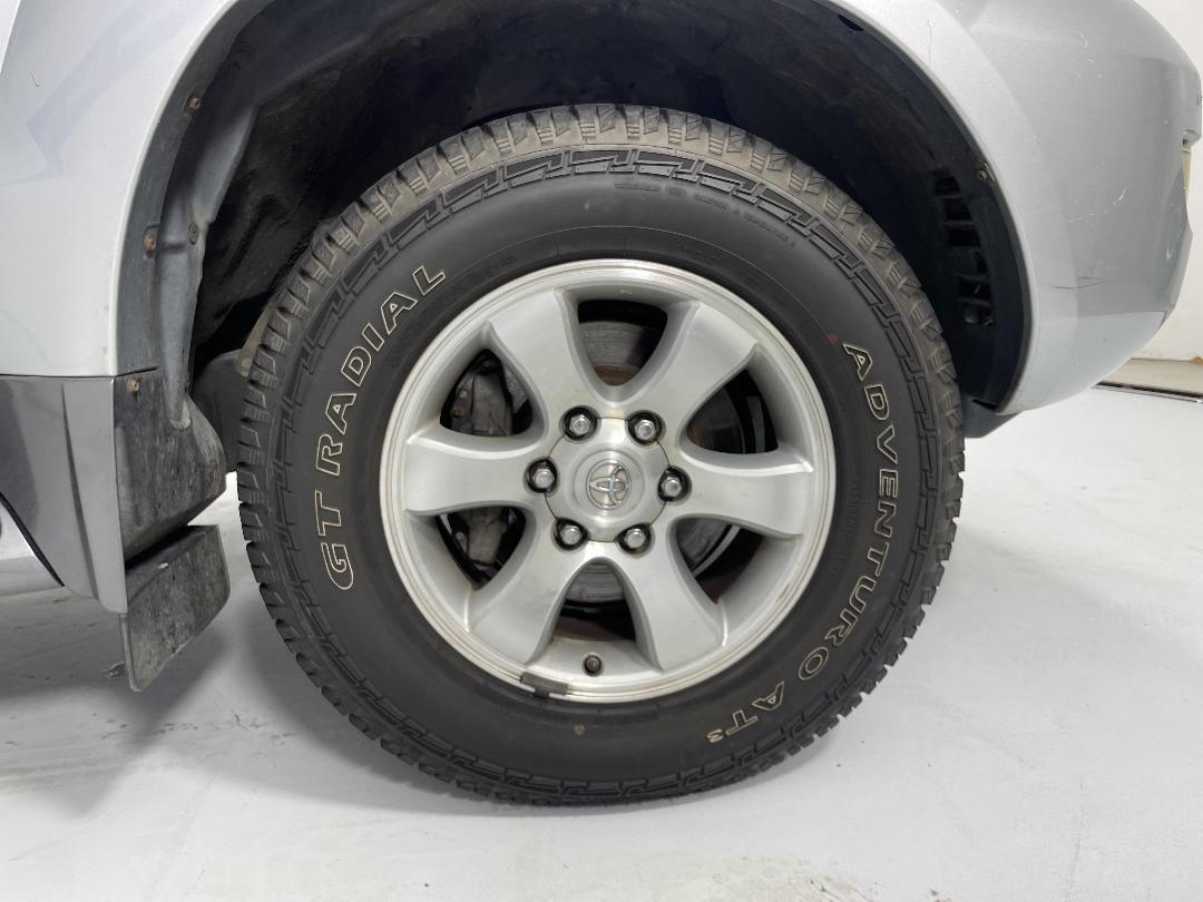Photo '9' of Toyota Landcruiser Prado