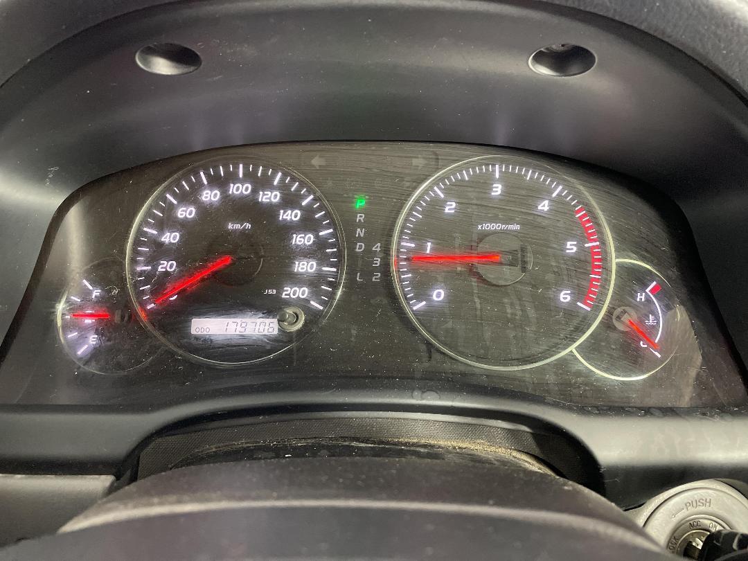 Photo '21' of Toyota Landcruiser Prado Photo '21' of Toyota Landcruiser Prado