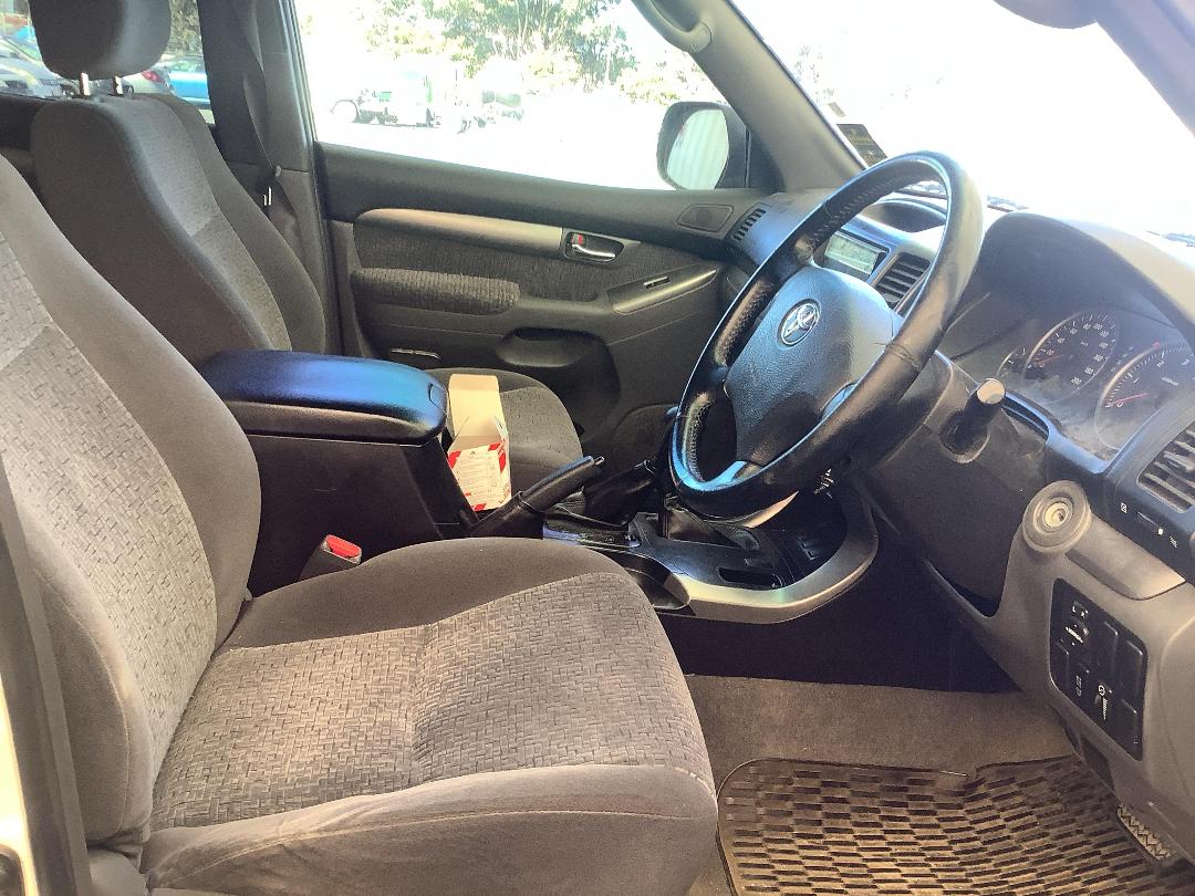 Photo '7' of Toyota Landcruiser Prado T RV