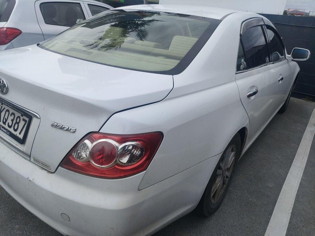 Photo '8' of Toyota Markx Photo '8' of Toyota Markx