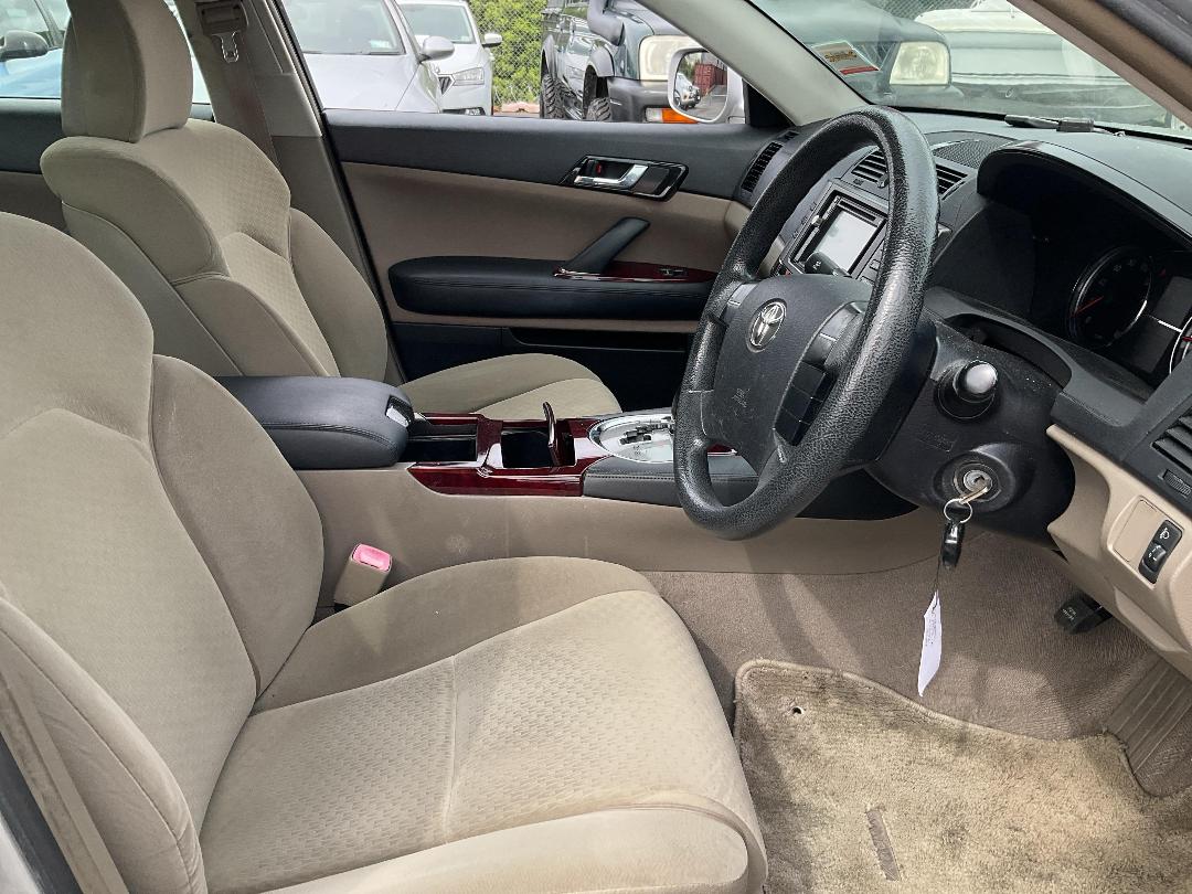 Photo '6' of Toyota Markx 250G