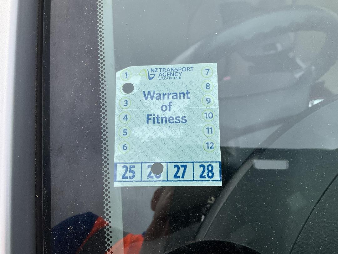 Photo '11' of Toyota Markx 250G