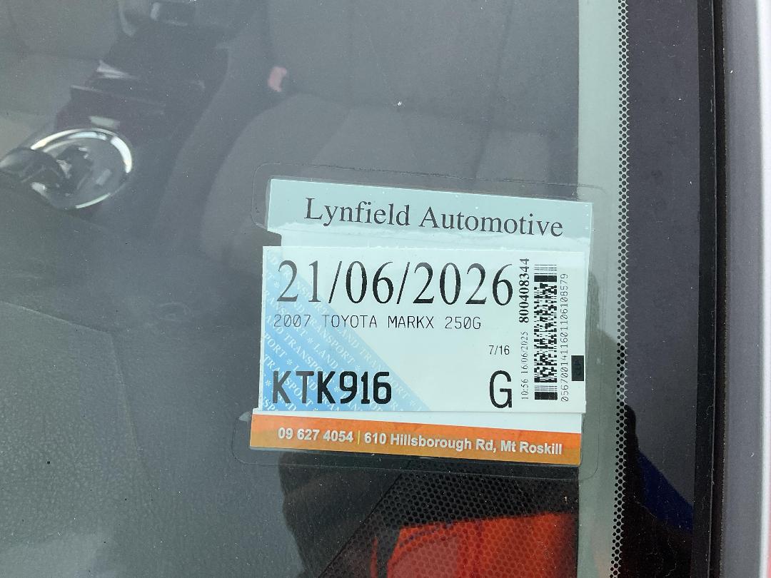 Photo '12' of Toyota Markx 250G