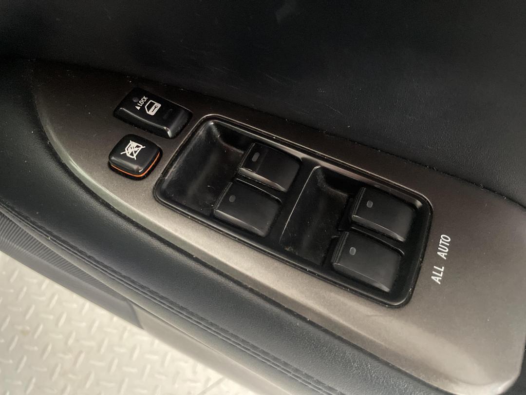 Photo '24' of Toyota Markx