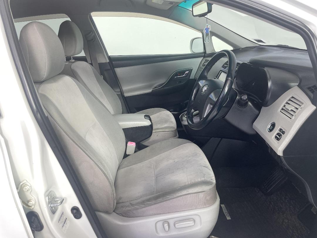 Photo '16' of Toyota Markx Photo '16' of Toyota Markx