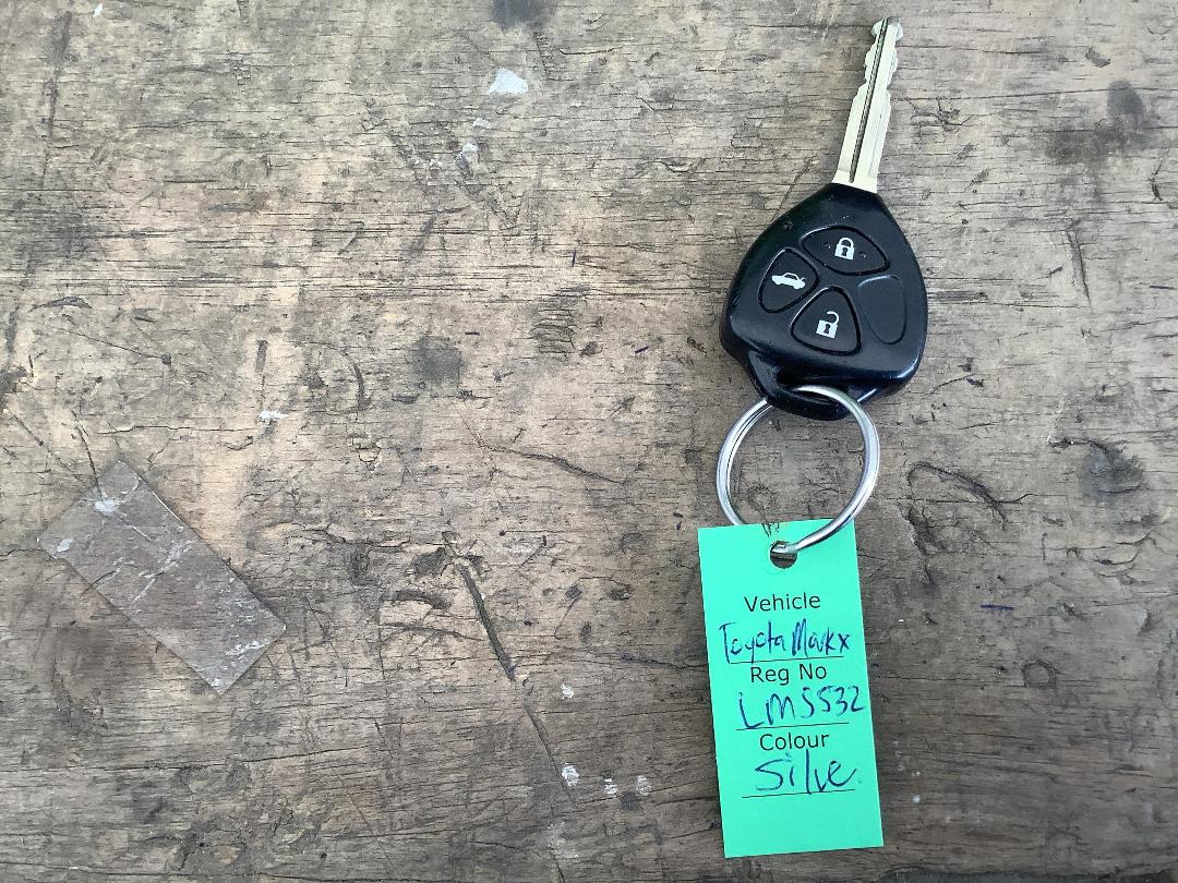 Photo '16' of Toyota Markx