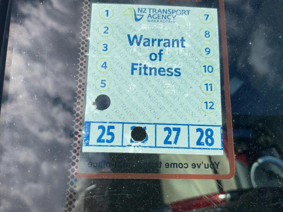 Photo '17' of Toyota Markx 250G