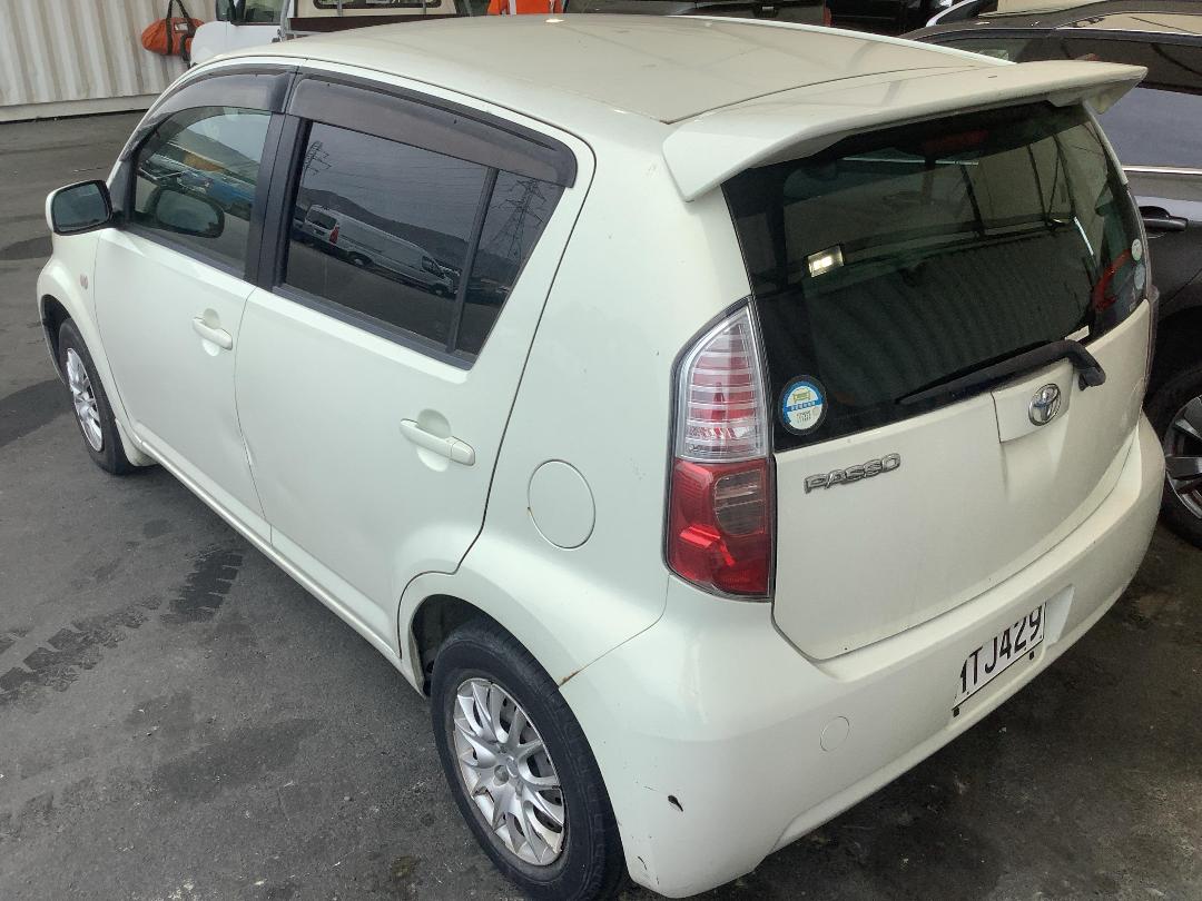 Photo '7' of Toyota Passo Photo '7' of Toyota Passo