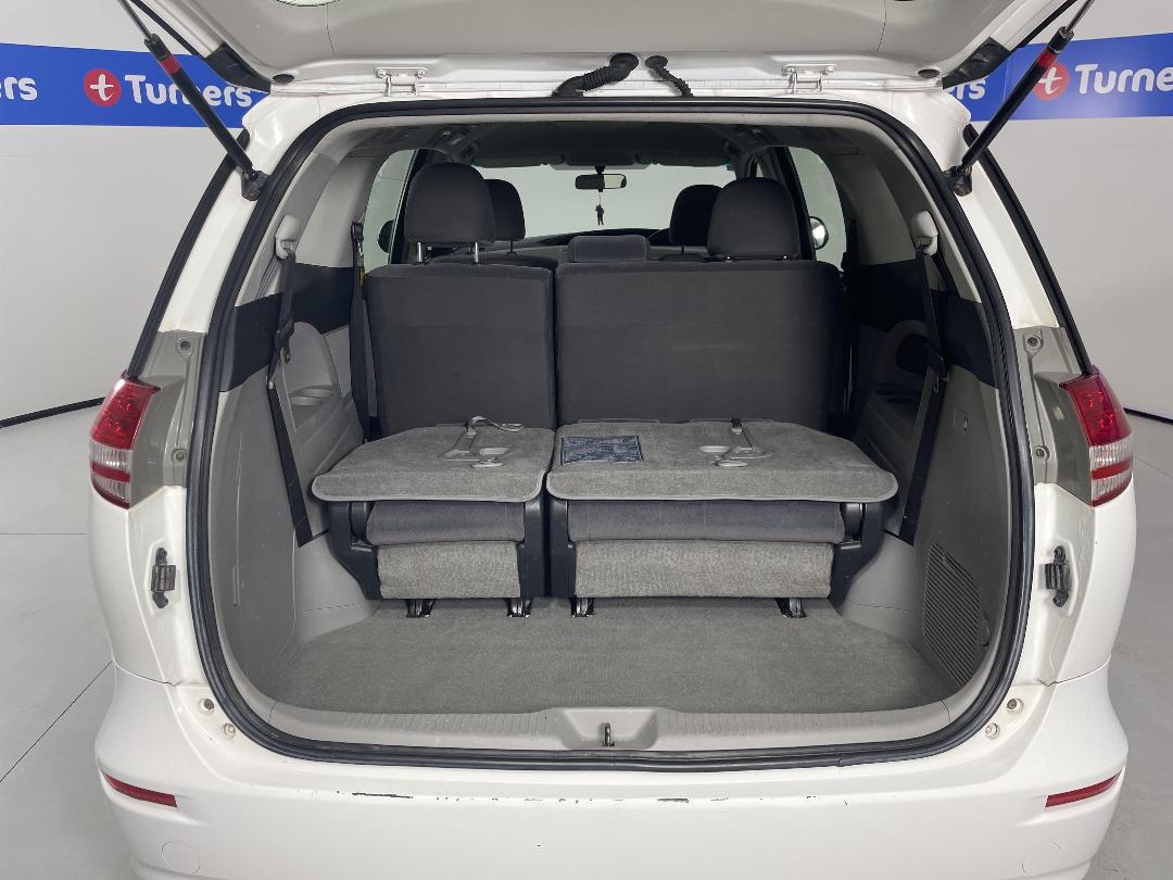 Photo '14' of Toyota Previa