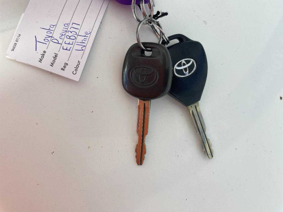 Photo '21' of Toyota Previa