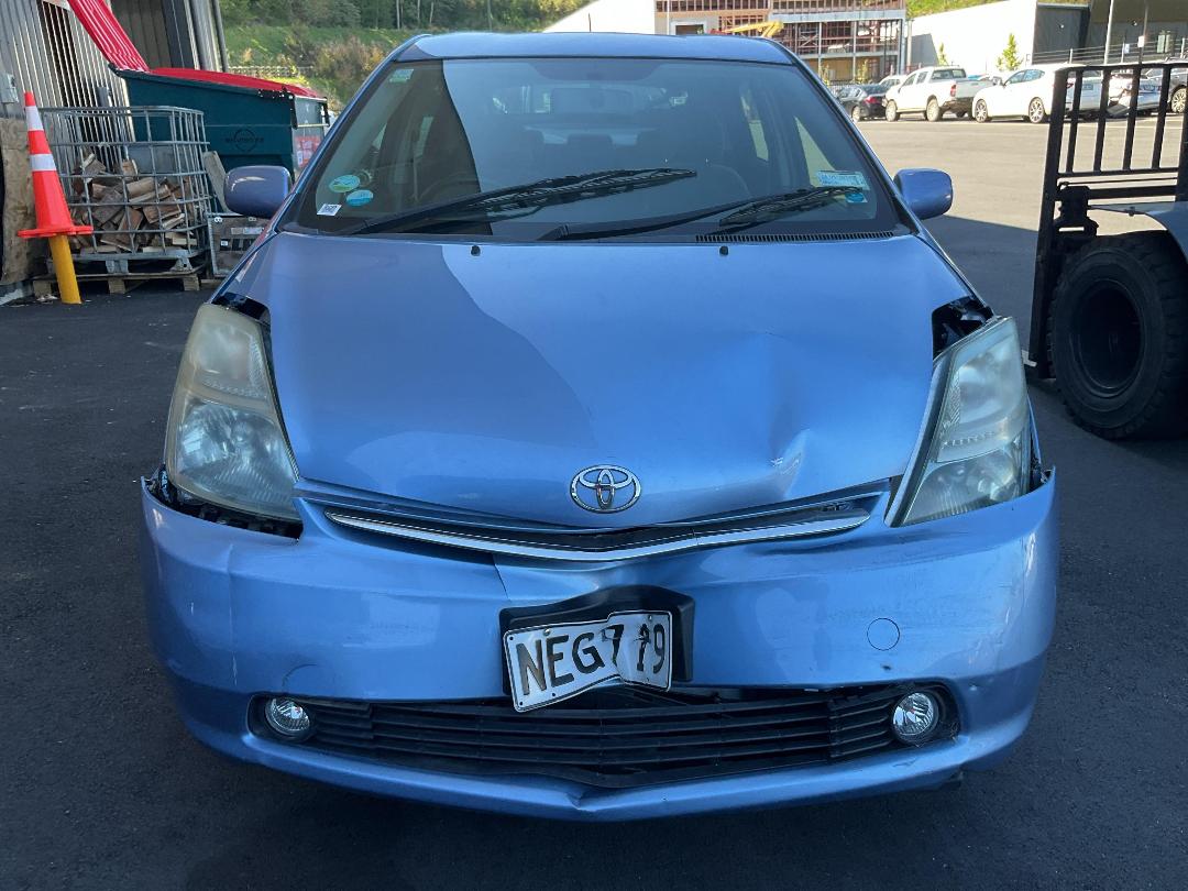 Photo '6' of Toyota Prius Hybrid