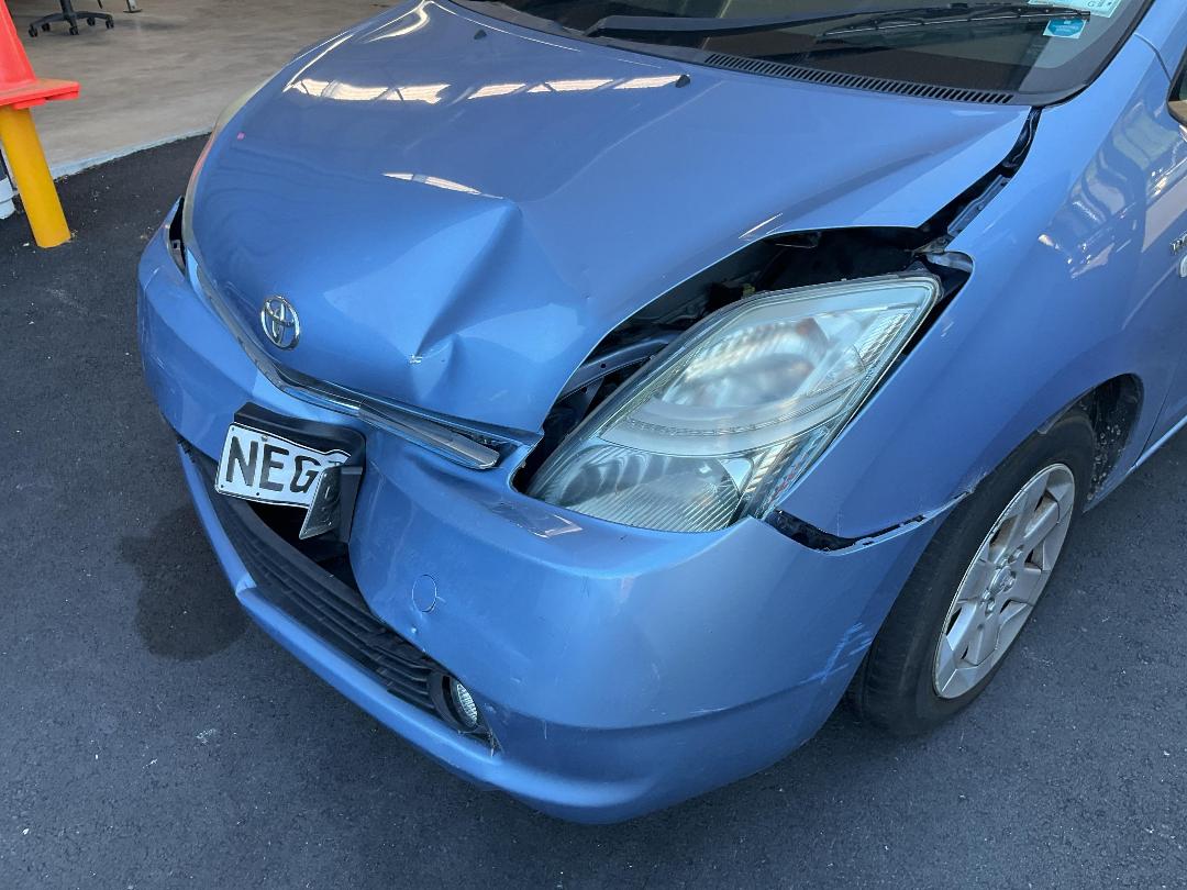 Photo '14' of Toyota Prius Hybrid