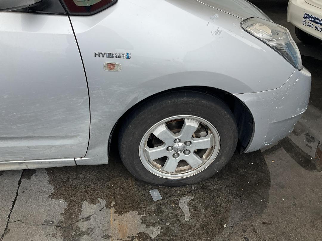 Photo '2' of Toyota Prius Hybrid