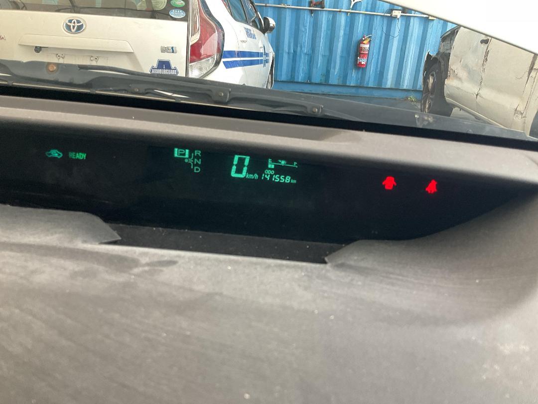 Photo '17' of Toyota Prius Hybrid