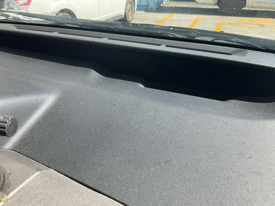 Photo '18' of Toyota Prius Hybrid Photo '18' of Toyota Prius Hybrid