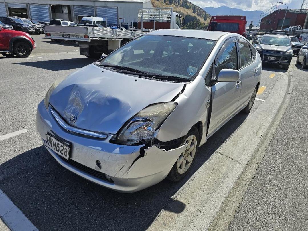 Photo '8' of Toyota Prius 1.5L Hybrid