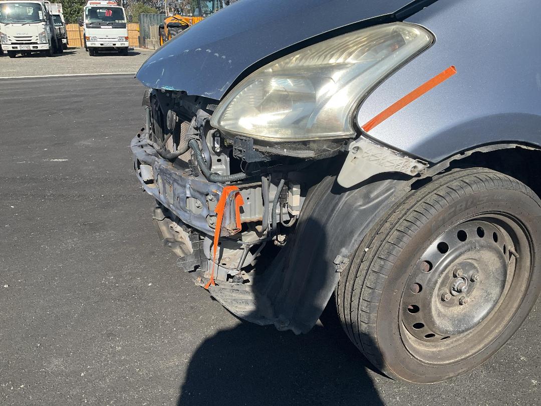 Photo '8' of Toyota Ractis