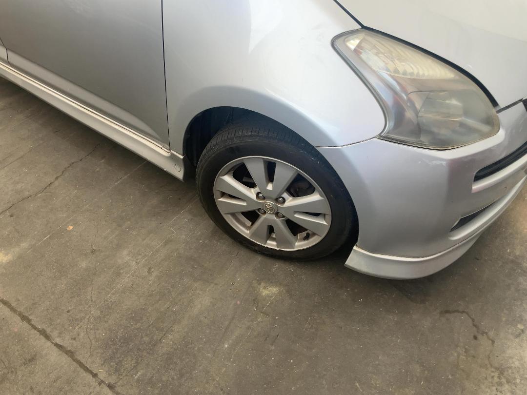 Photo '2' of Toyota Ractis