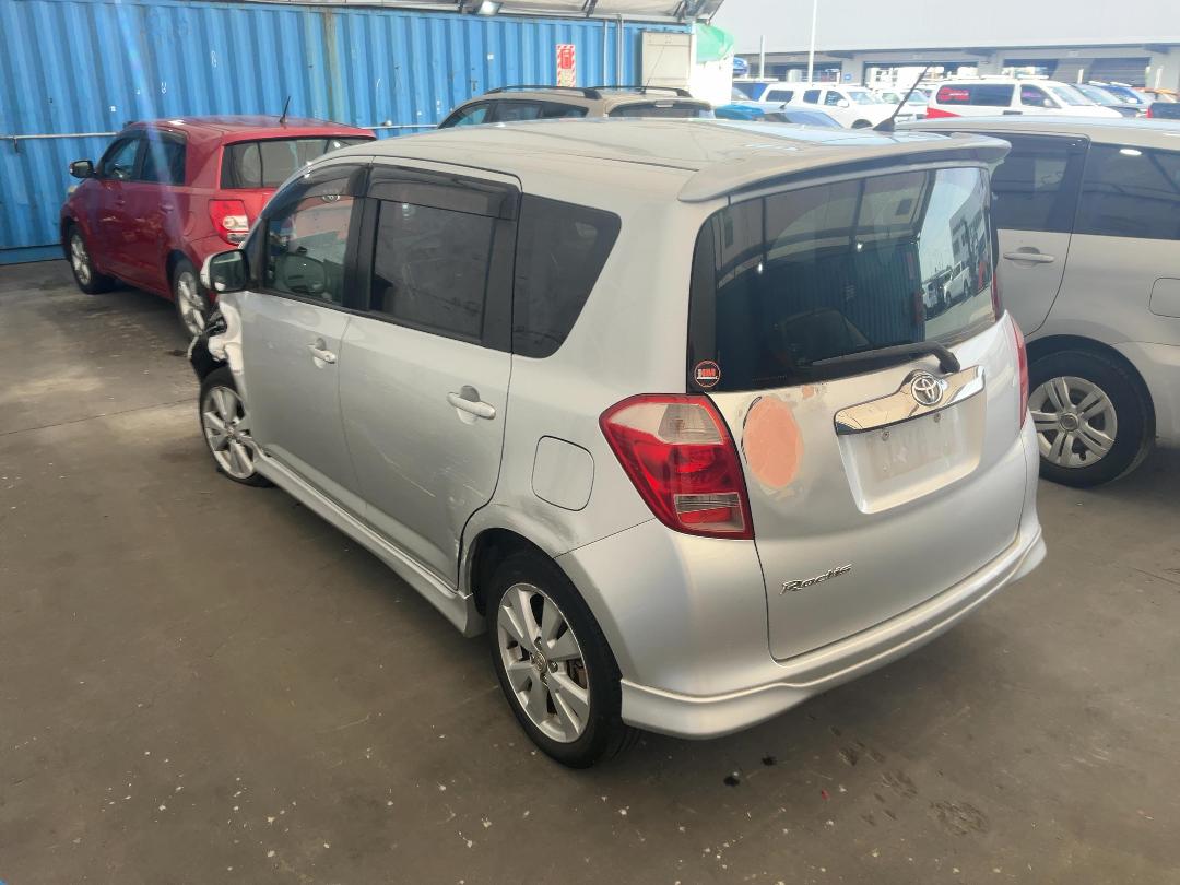 Photo '10' of Toyota Ractis