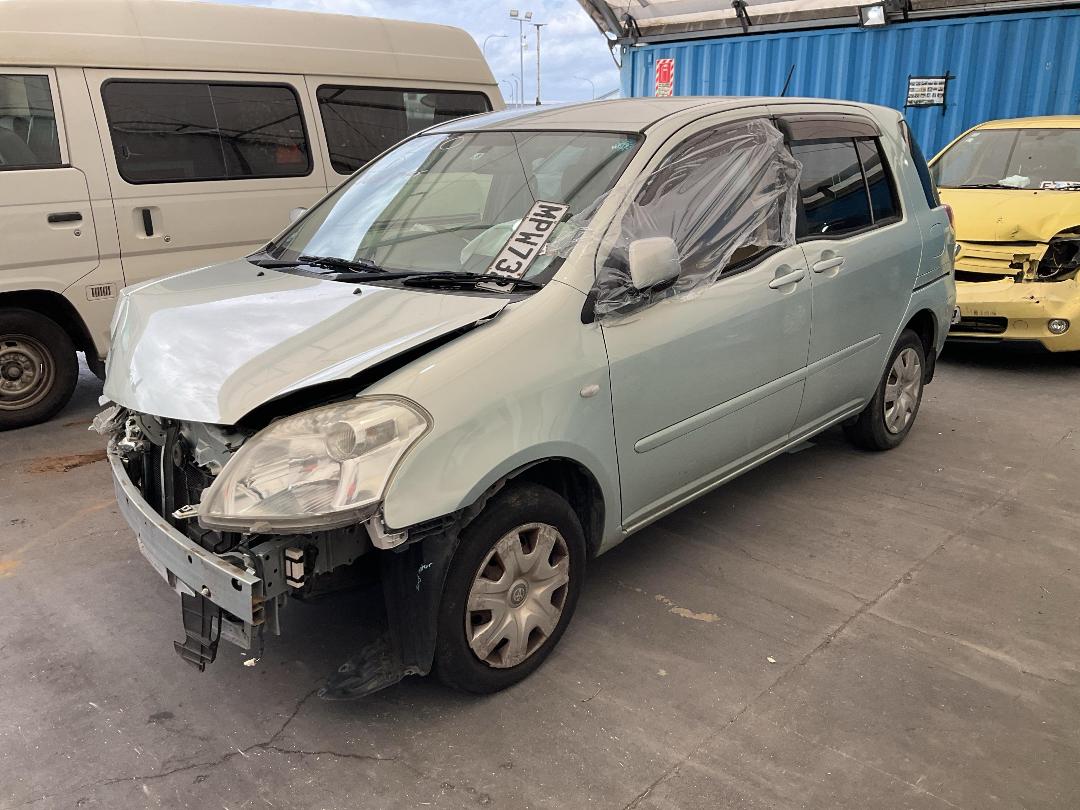 Photo '8' of Toyota Raum Photo '8' of Toyota Raum