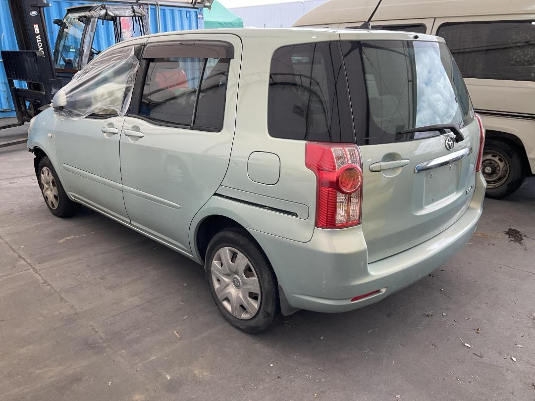 Photo '14' of Toyota Raum Photo '14' of Toyota Raum