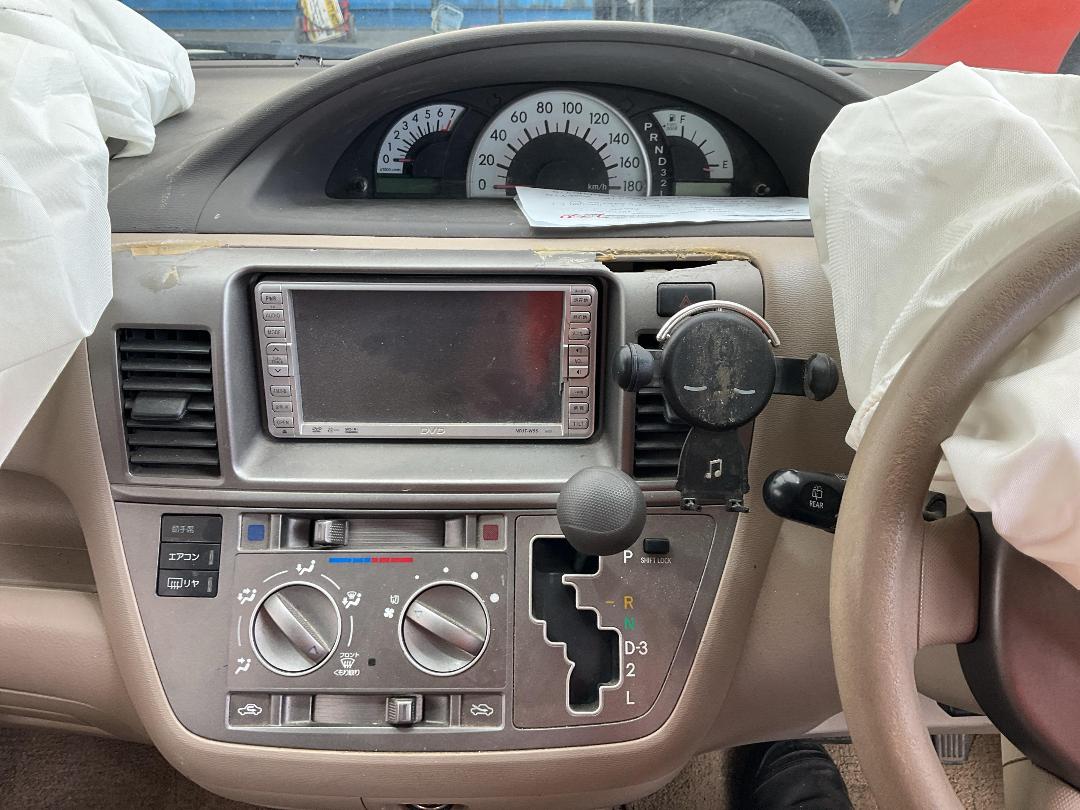 Photo '26' of Toyota Raum Photo '26' of Toyota Raum