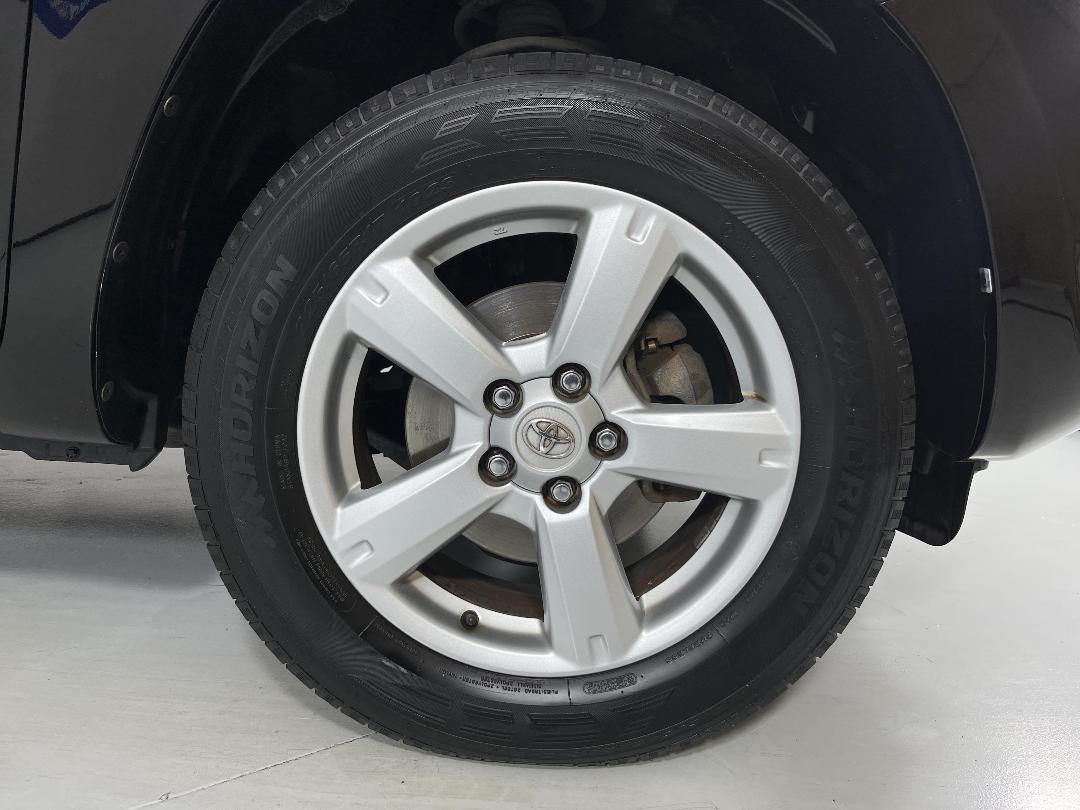 Photo '9' of Toyota Rav4 Photo '9' of Toyota Rav4