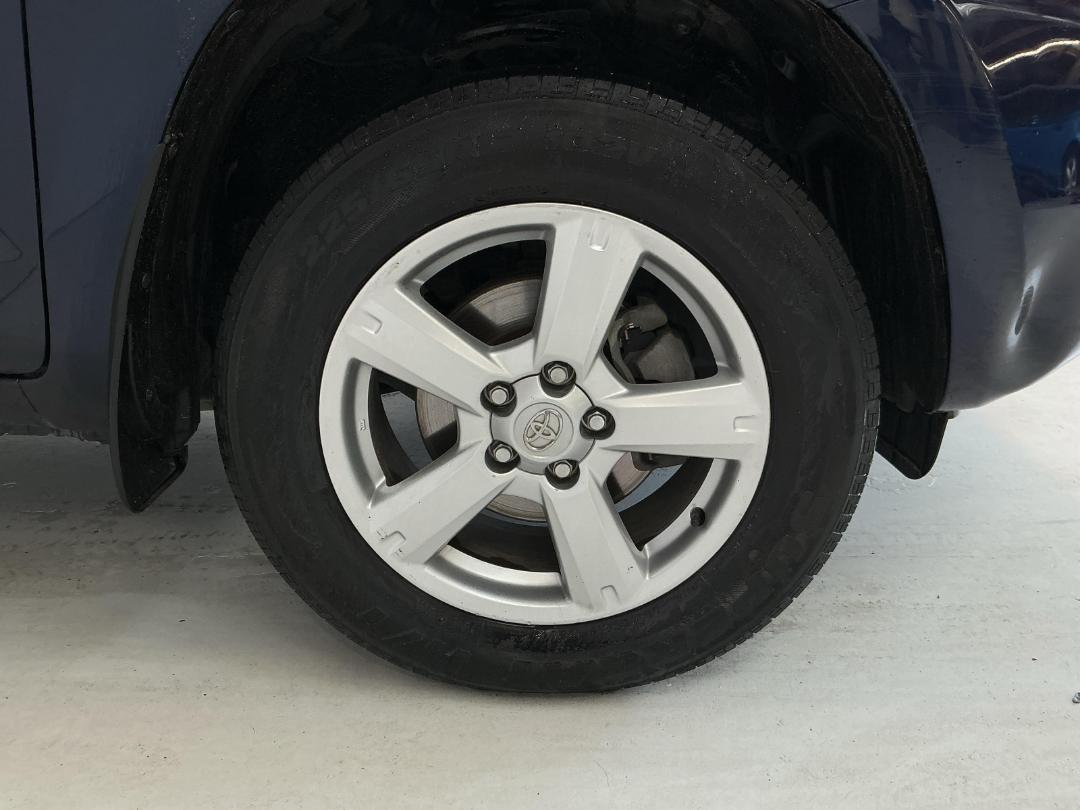 Photo '9' of Toyota Rav4