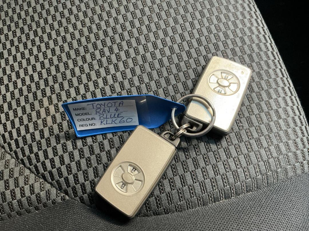 Photo '22' of Toyota Rav4