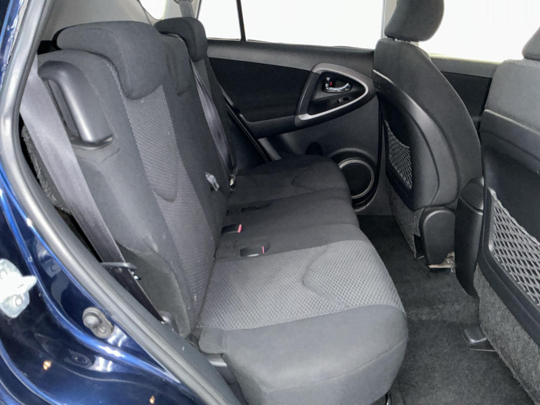 Photo '20' of Toyota Rav4