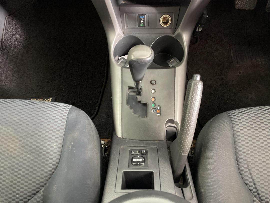 Photo '23' of Toyota Rav4 Photo '23' of Toyota Rav4