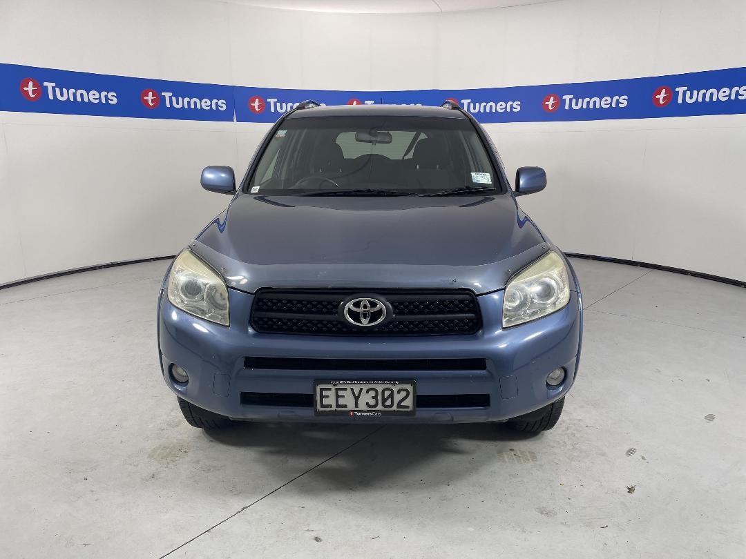 Photo '2' of Toyota Rav4