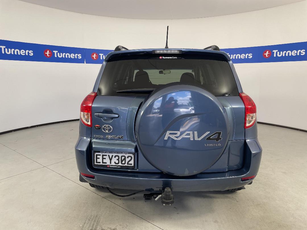 Photo '6' of Toyota Rav4