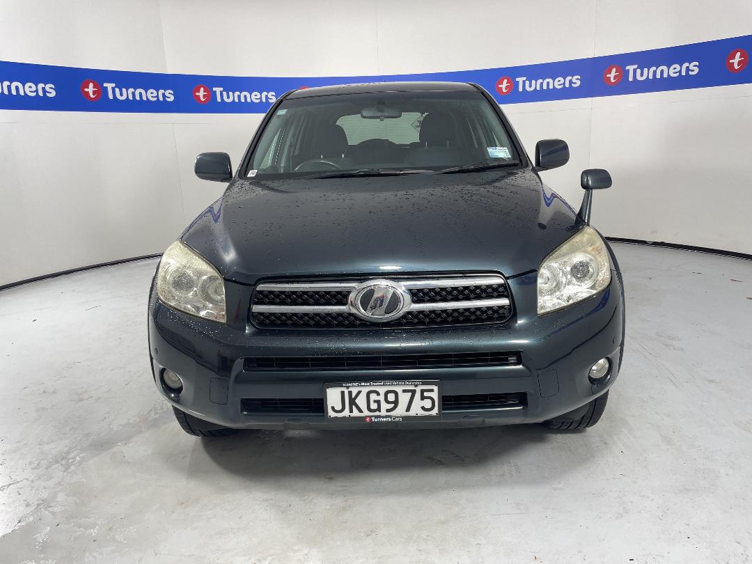 Photo '2' of Toyota Rav4