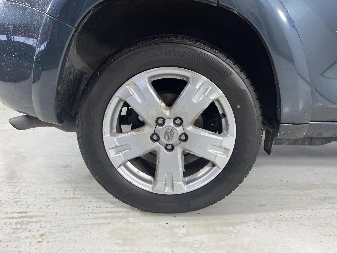 Photo '12' of Toyota Rav4