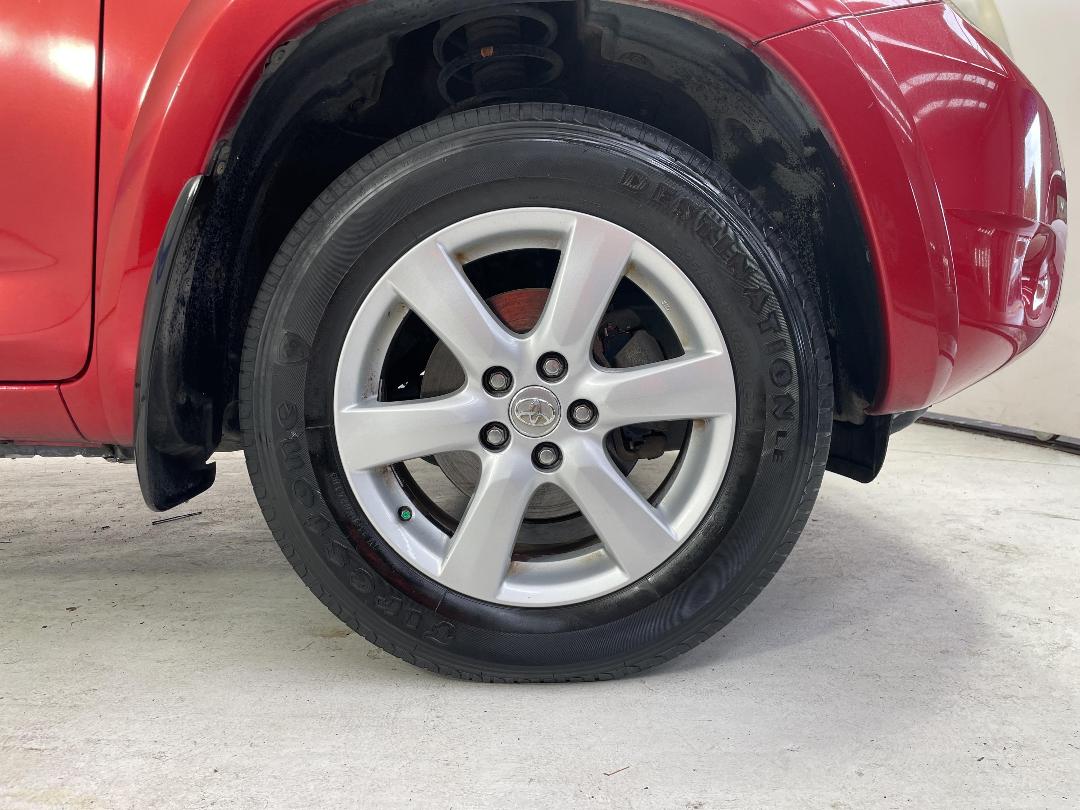 Photo '9' of Toyota Rav4