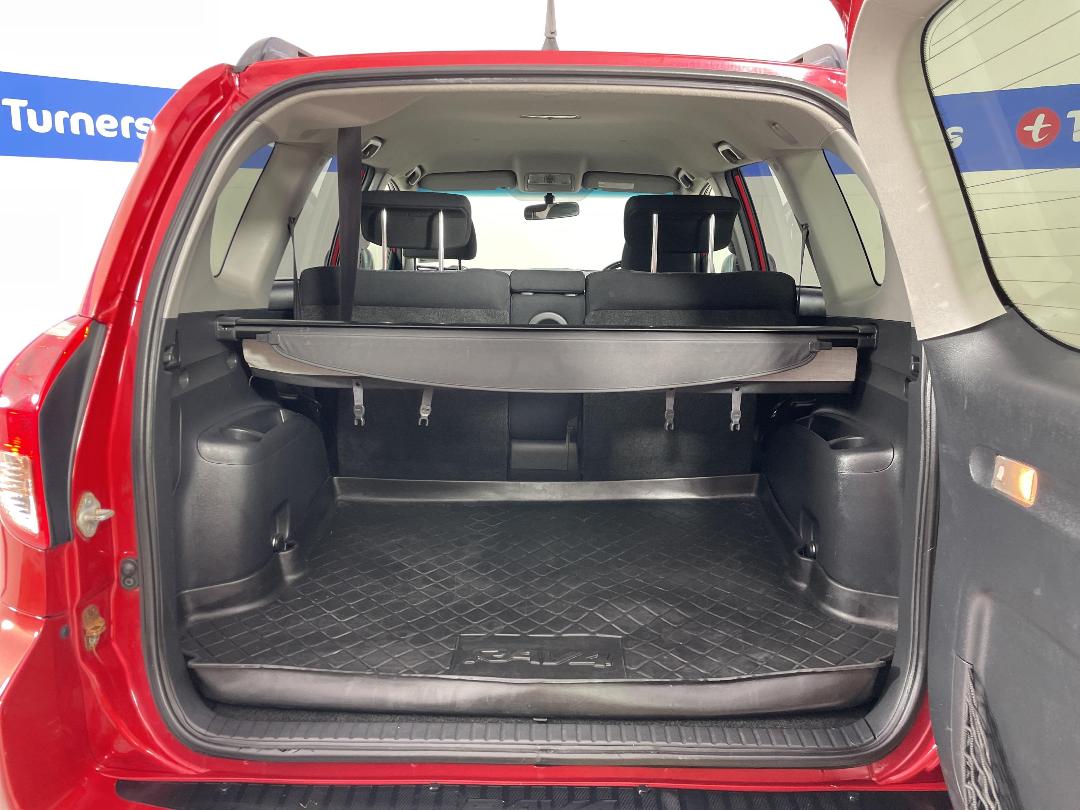 Photo '14' of Toyota Rav4