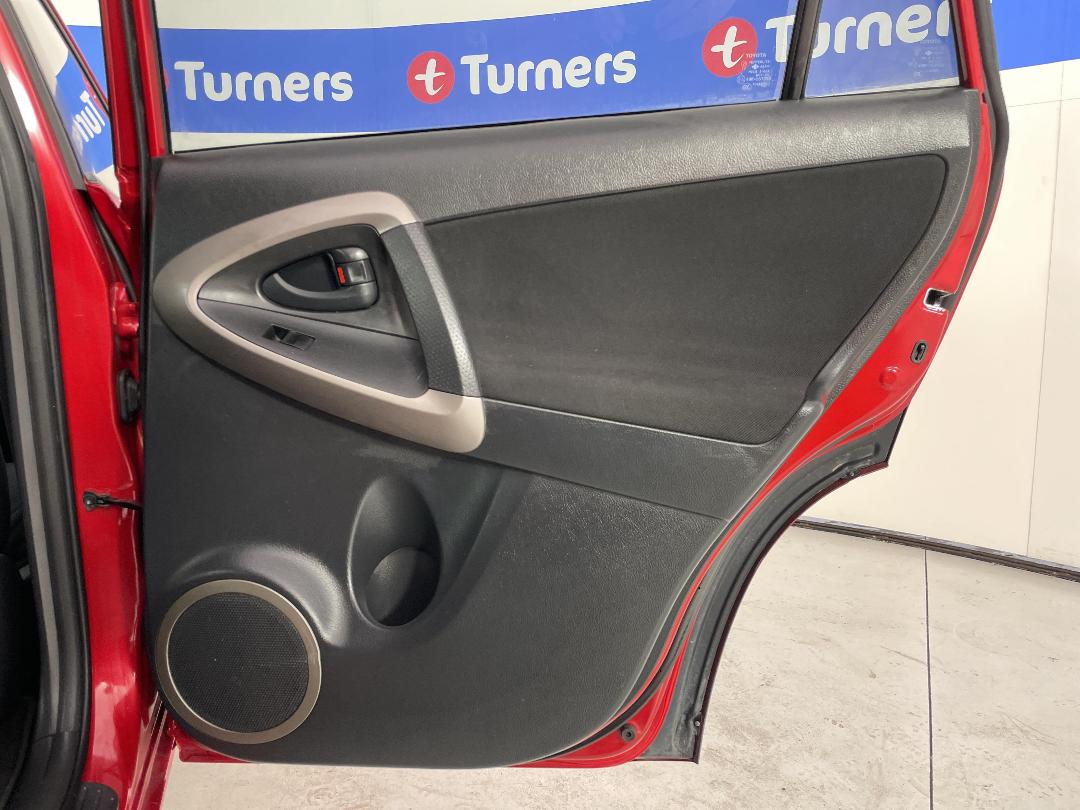 Photo '19' of Toyota Rav4