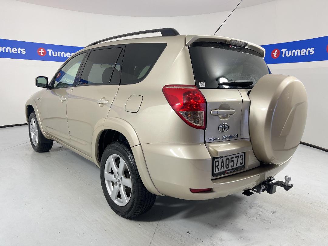 Photo '5' of Toyota Rav4