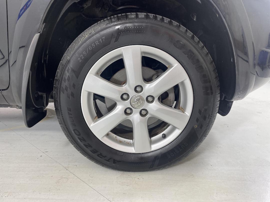 Photo '9' of Toyota Rav4 Photo '9' of Toyota Rav4