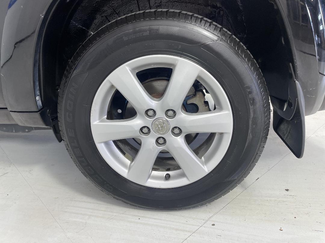 Photo '11' of Toyota Rav4 Photo '11' of Toyota Rav4